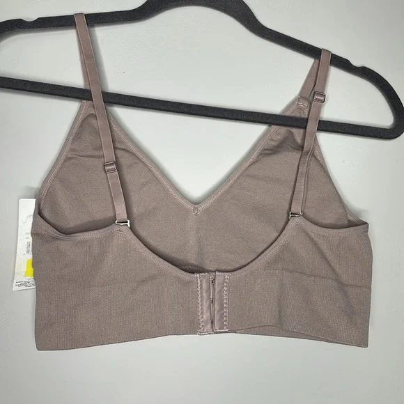 George Sports Bra - Picture 4 of 5